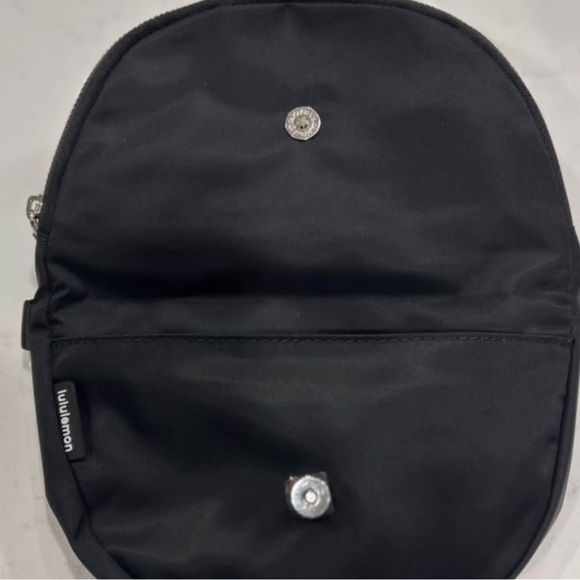 lululemon athletica Black Crossbody Bag - Picture 4 of 7
